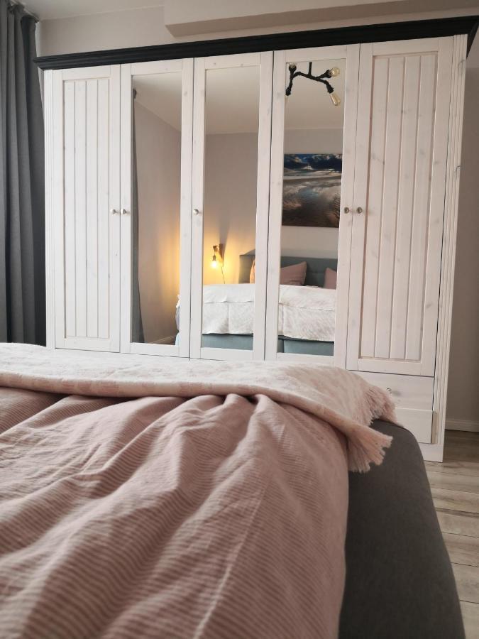 Ferienwohnung Fuer Grosse Familien Im Haus Akunak Büsum Exteriör bild